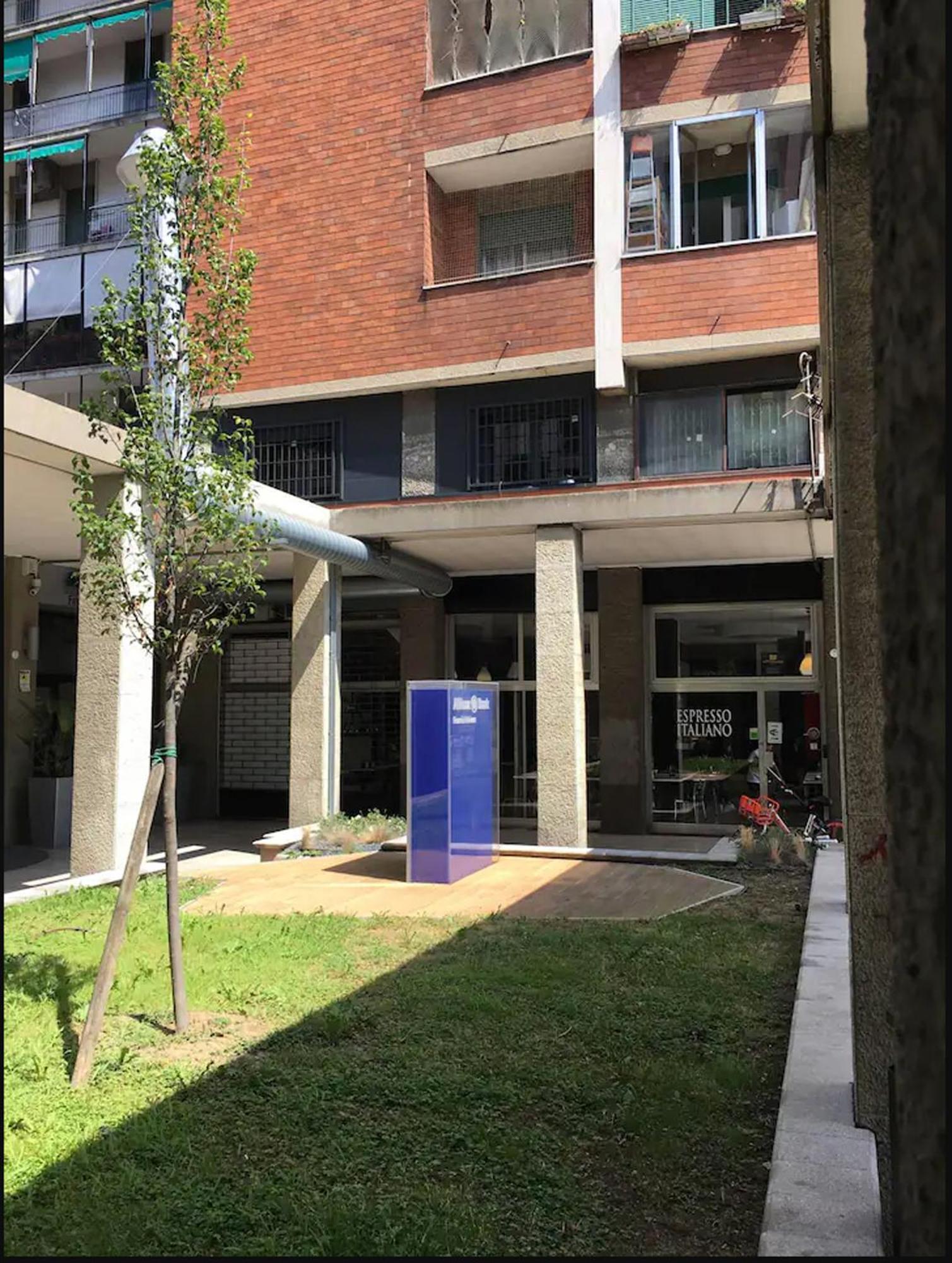 Happy Home Bo Centro Free Private Parking بولونيا المظهر الخارجي الصورة